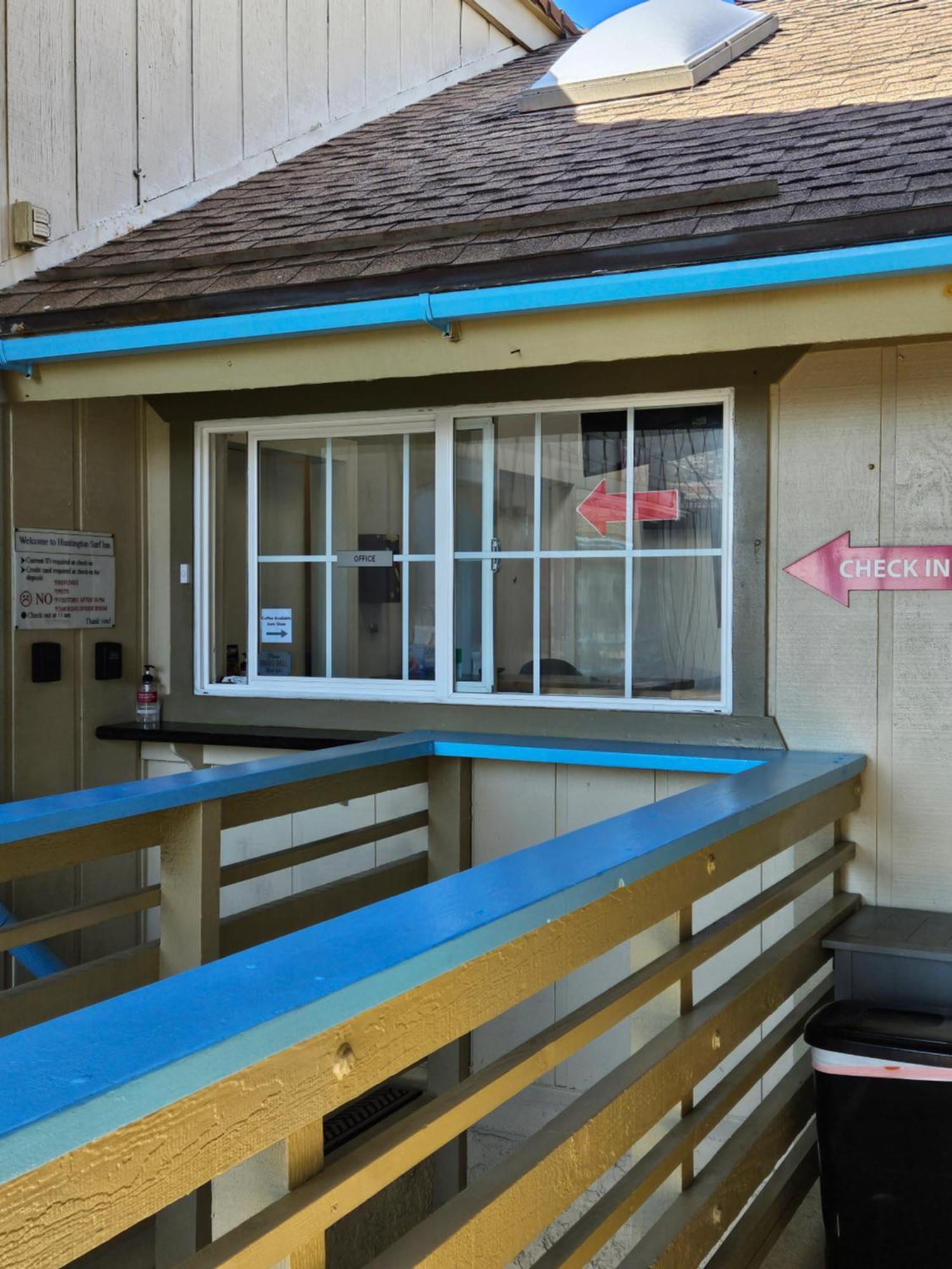 Huntington Surf Inn ハンティントンビーチ エクステリア 写真
